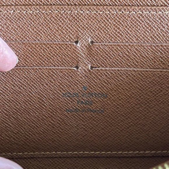 Louis Vuitton Zippy Orgnaizer Wallet Monogram SP5102 - Picture 12 of 14